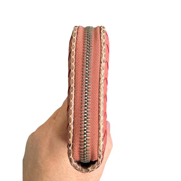 Bottega Veneta Floral Embroidered Intrecciato Leather Zip Around Wallet in Pink - Picture 6 of 16